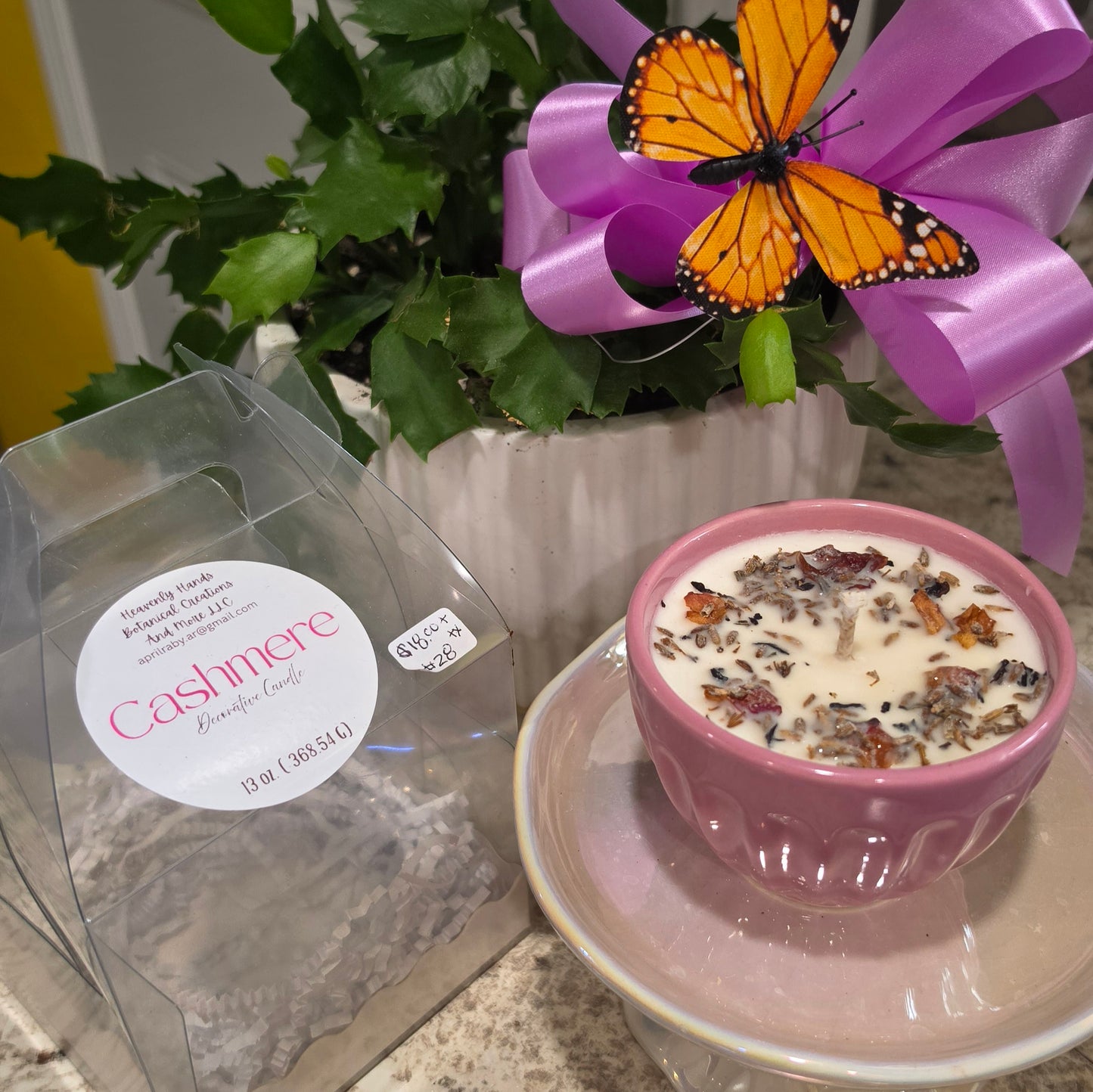 13 oz Decorative Candle